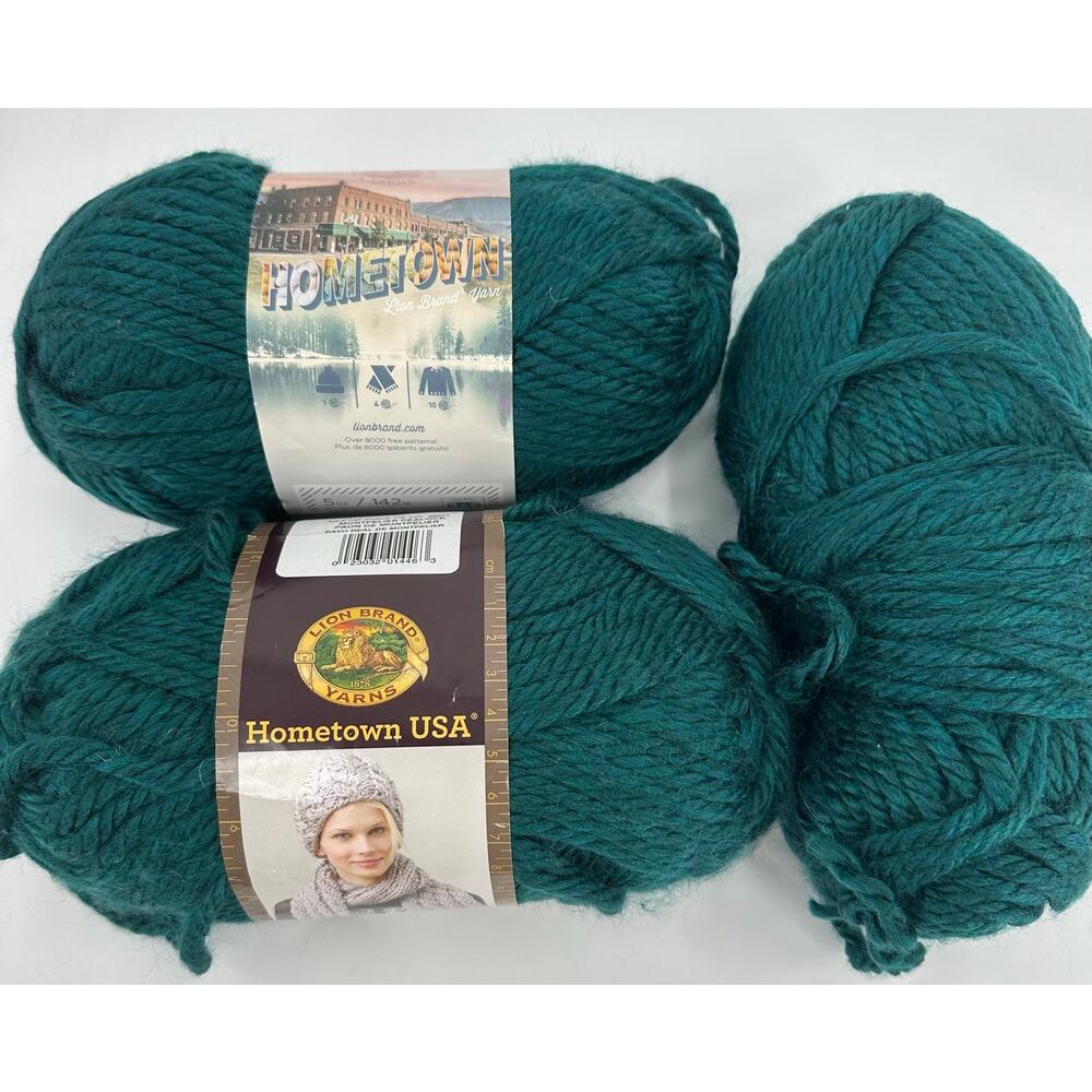 3 Lion Brand Yarns Hometown USA Yarn MONTPELIER PEACOCK Blue Green Super Bulky